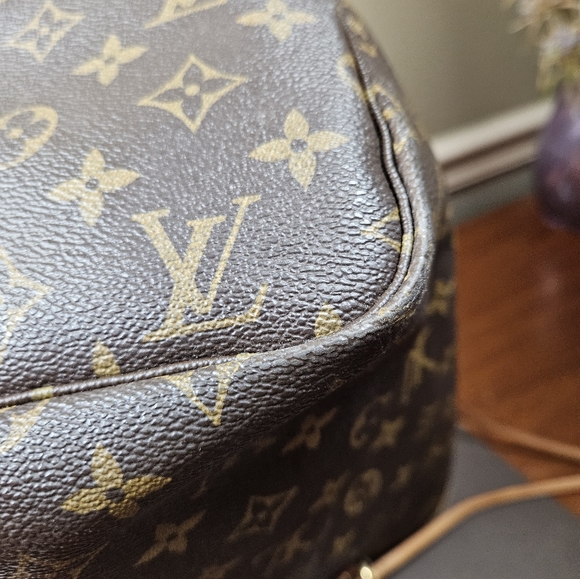 Authentic Louis Vuitton Neverfull Gm Large Shoulder Tote Bag - Picture 11 of 15